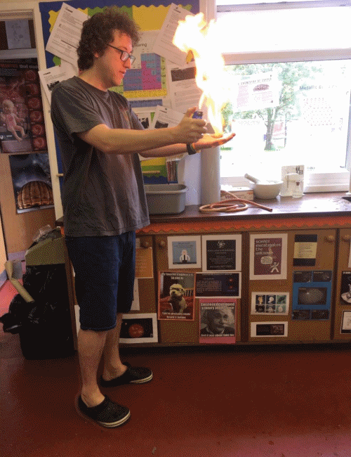 Calm science tutoring environment